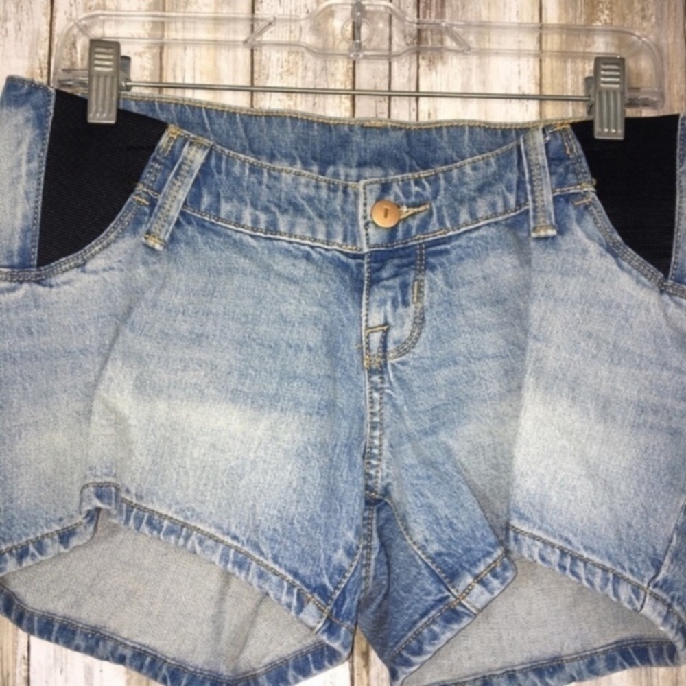 NWT Ingrid & Isabel Side Panel Shorts